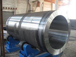 我國(guó)生產(chǎn)大口徑無(wú)縫鋼管的標(biāo)準(zhǔn)是？