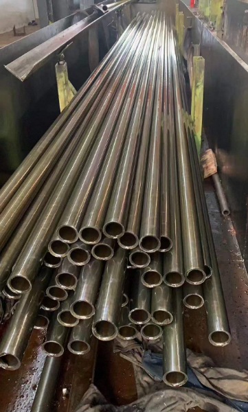 Q345E無縫鋼管 耐蝕性高 表面無裂縫 機械工業(yè)用 來圖加工定制