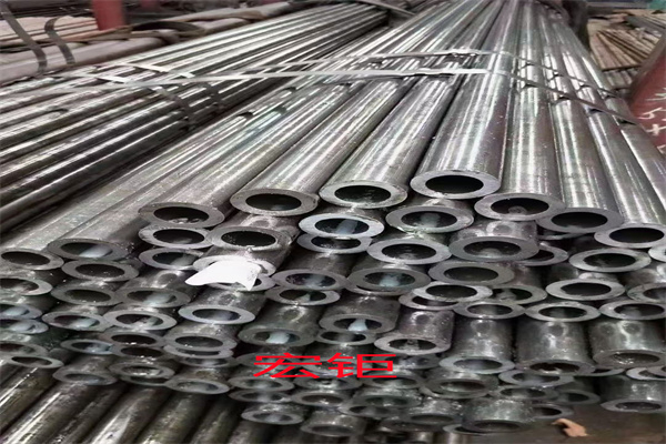 S30408工業焊管_流體輸送不銹鋼無縫鋼管